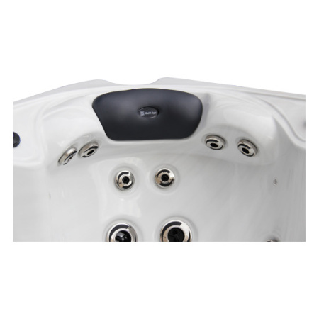 Гидромассажный спа-бассейн Delfi Spa Samana